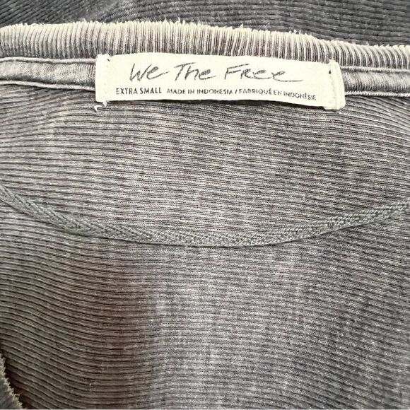 Free People We The Free Catch Waves Burnout Black Oversized Tunic XS T Shirt - Picture 16 of 16